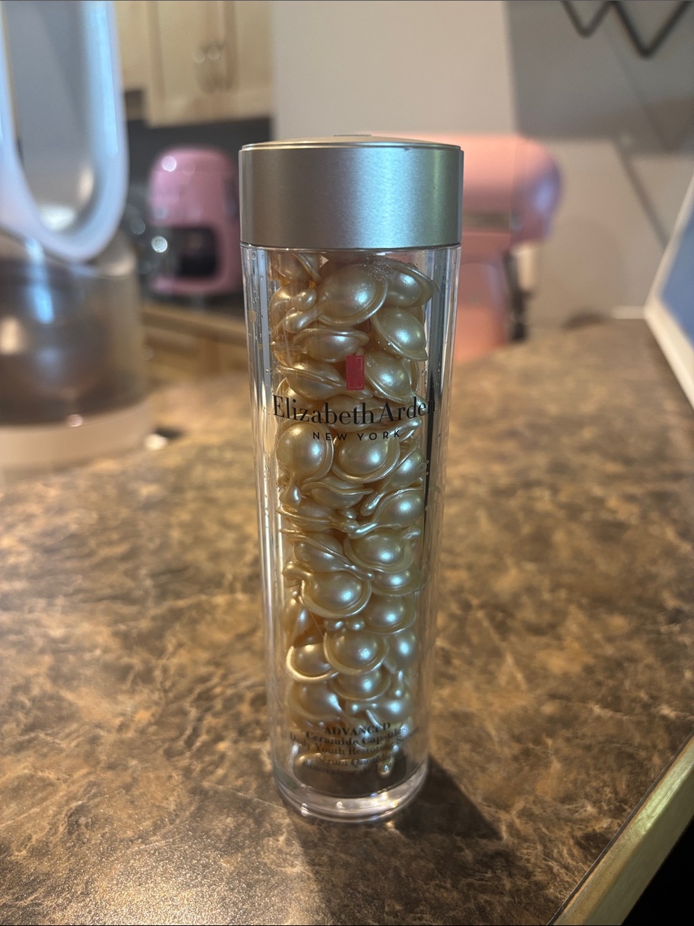 Elizabeth Arden Advanced Ceramide Capsules Daily Youth Restoring Serum